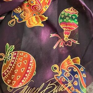🔥🔥🔥Laurel Burch Colorful Silk Scarf with Ornament Design